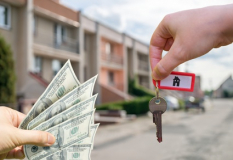 Nízke úroky pri hypotékach zvýšili záujem kupovať byty v Prievidzi